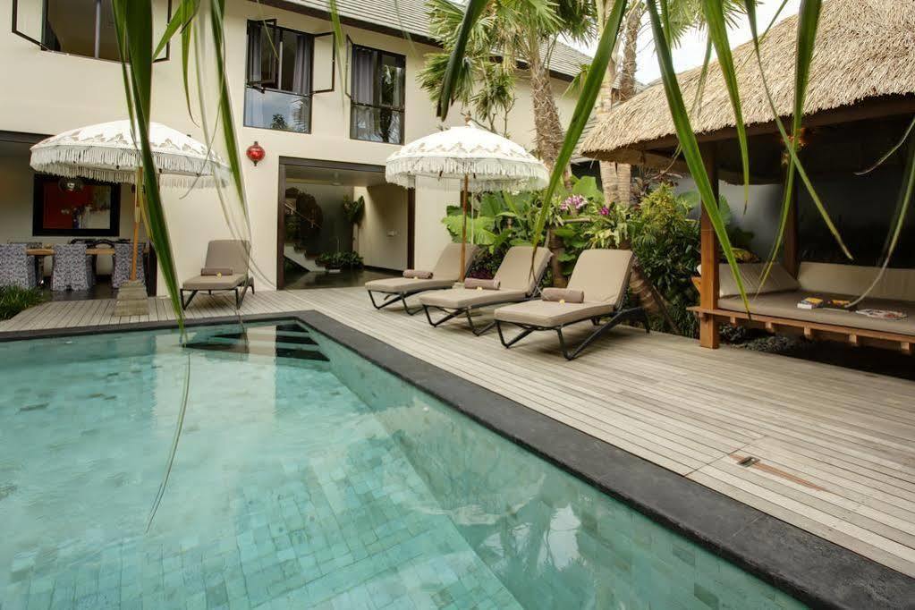 Elok Villas Seminyak Exterior foto